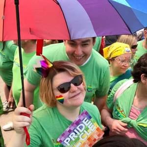 Meet your Posher, Carly